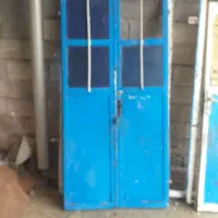 در اتاق با چارچوب ...