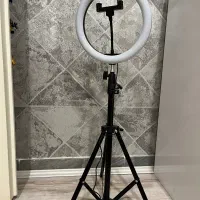 رینگ لایت پایه دار