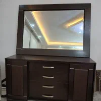 میز و آینه  سالمو تمیز