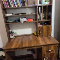 میز مطالعه و کتابخانه ای