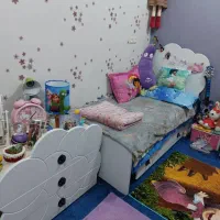 سرویس خواب کودک و نوجوان بسیار تمیز|تخت و سرویس خواب|دوگنبدان, |دیوار