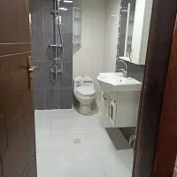 خیابان آذر طبقه اول ۱۲۰ متر دو خواب تک واحدی|اجارهٔ آپارتمان|اصفهان, عباس‌آباد|دیوار