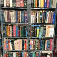 خریدار کتاب در محل و فروش کتاب