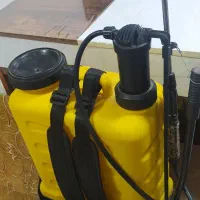 سم پاشی دستی