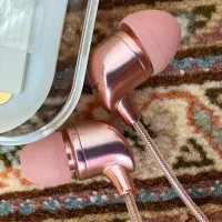 هندزفری سیم دار رنگ رزگلد happy plugs|لوازم جانبی موبایل و تبلت|تهران, شهرآرا|دیوار