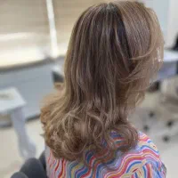 تخفیف ویژه رنگ و لایت و کراتین و پروتئین ۳۰ ٪|خدمات آرایشگری و زیبایی|هشتگرد, شهرک ولیعصر (مصلی)|دیوار
