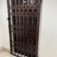 درب و حفاظ آکاردئونی در حد نو