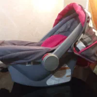 کریر|کالسکه و لوازم جانبی|ری, شهادت|دیوار