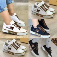 کفشـ عمده (و تک) سام|کیف، کفش، کمربند|اصفهان, سرشبادران|دیوار