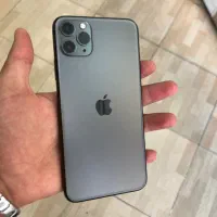 ایفون 11pro max درحد 87%