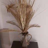 گلدان برنز و گل