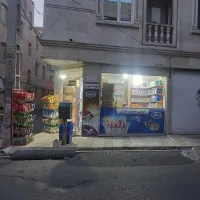 21 متر دو نبش با انشعابات کامل و سرویس بهداشتی|فروش مغازه و غرفه|تهران, شهر‌زیبا|دیوار