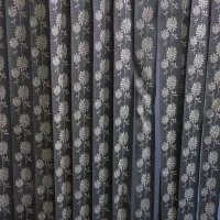 فروش ویژه پرده عمودی درحد نو ۱۲۰ در ۱۴۰