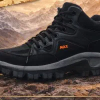 حراج کفش های اسپرت بخاطر افتتاحی