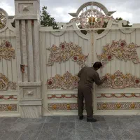 نقاشی و رنگ آمیزی ساختمان با تجربه بالا.|خدمات پیشه و مهارت|صدرا-فارس, فاز ۱|دیوار