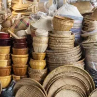 عمده‌فروشی صنایع دستی چوبی و حصیری