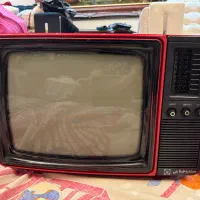 تلویزیون قدیمی سالم