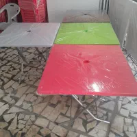 میز پلاستیکی مربع تاشو