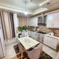 ۸۲ متر ۲ خواب فول امکانات چهارباغ غربی