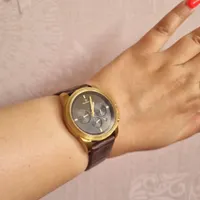 دو عدد ساعت زنانه