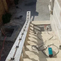 سنگ‌کاری وسرامیککاری  نما رایگان همراه با جوشکاری