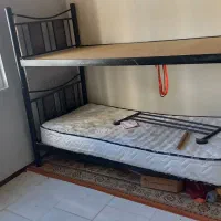 تخت دوطبقه فلزی