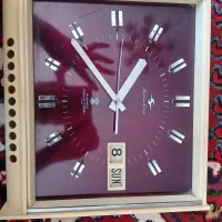 ساعت دیواری