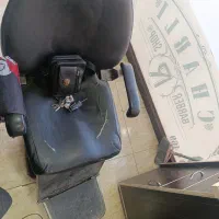 دکور و صندلی آرایشگاه مردانه یکجا فروشی|آرایشگاه و سالنهای زیبایی|بهارستان, |دیوار