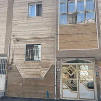 ساختمان دو طبقه واقع در معلم