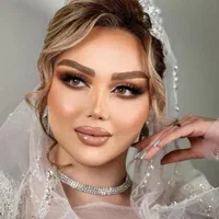 آموزش و خدمات شنیون و میکاپ عروس و همراهی (پنجتن)|خدمات آرایشگری و زیبایی|مشهد, پنجتن|دیوار
