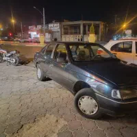 پژو اواخر83بی رنگ