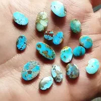 فیروزه  عقیق سرخ و کبود و زمرد