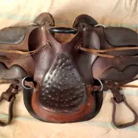 لوکس و برنو دو مدل زین اسب بفروش میرسد