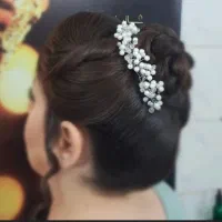 شنیون با قیمت عالی|خدمات آرایشگری و زیبایی|اقبالیه, |دیوار