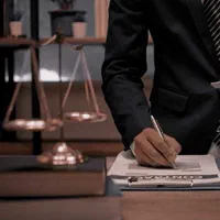 وکیل پایه یک دادگستری