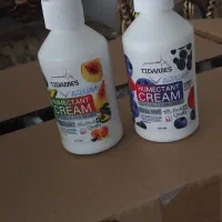 کرم مرطوب کننده و آبرسان پمپی با رایحه هلو بلوبری|آرایشی، بهداشتی، درمانی|مشهد, گاز|دیوار