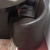 میز ناهارخوری چوبی چرمی.|میز و صندلی غذاخوری|آذرشهر, |دیوار