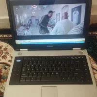 لبتاپ توشیبا سالم و تمیز