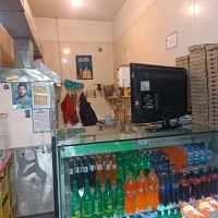 کلیه وسایل ساندویچی کامل با مغازه واگذار میشود