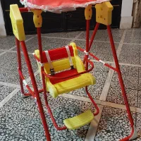 تاب کودک پایه دار فلزی