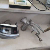 اتو و چرخ گوشت قدیمی