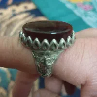انگشتر عقیق نگین درشت عقیق یمنی.. یاقوت