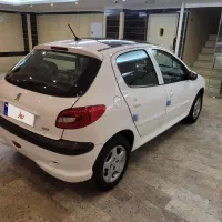 ۲۰۶ پانوراما سقف شیشه