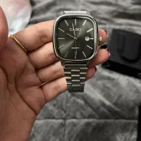 ساعت کاملن نو اصلن استفاده نشده