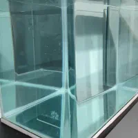 آکواریوم شیشه خم
