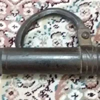 قفل قدیمی|کلکسیون اشیاء عتیقه|ماهدشت, |دیوار