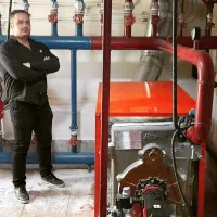 تاسیسات استخرجکوزی تابلوبرق مشعل موتورخانه جوشکاری