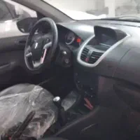 پژو ۲۰۷ سقف شیشه ای