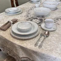 سرویس چینی ۱۸ نفره ۱۲۵ پارچه