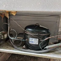 فریزر صندقی|یخچال و فریزر|رشت, سعدی (تختی)|دیوار